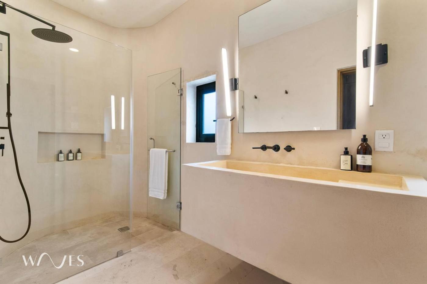 Prime 5th Ave - 2br With King Beds & Views Apartamento Playa del Carmen